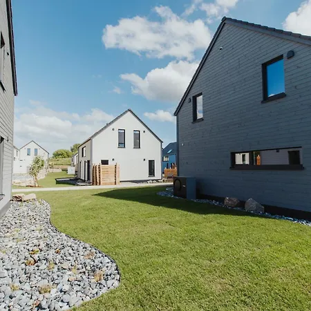 Neu Rügen Resørt Großzügige, Gemütliche Doppelhaushälfte Fenja Mit Terrasse Сasa de vacaciones *