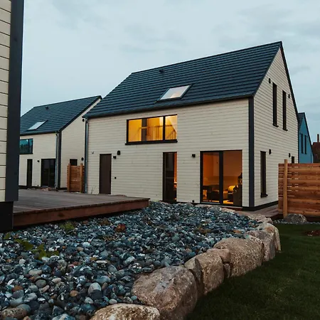 Сasa de vacaciones Neu Rügen Resørt Großzügige, Gemütliche Doppelhaushälfte Fenja Mit Terrasse Sagard