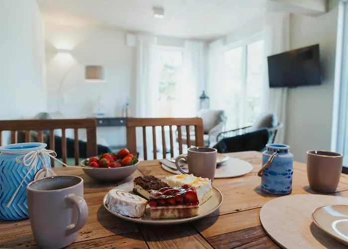 Ferienhaus Neu Rügen Resørt Großzügige, Gemütliche Doppelhaushälfte Fenja Mit Terrasse