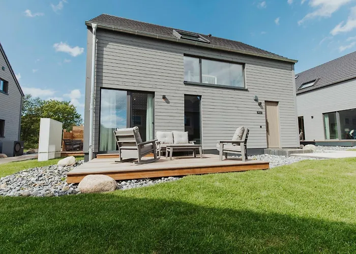 Ferienhaus Neu Rügen Resørt Großzügige, Gemütliche Doppelhaushälfte Fenja Mit Terrasse